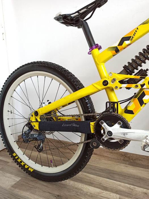 26" Downhill/Freeride SCOTT Voltage FR10, Мекица