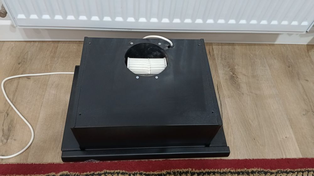 Кухонная вытяжка