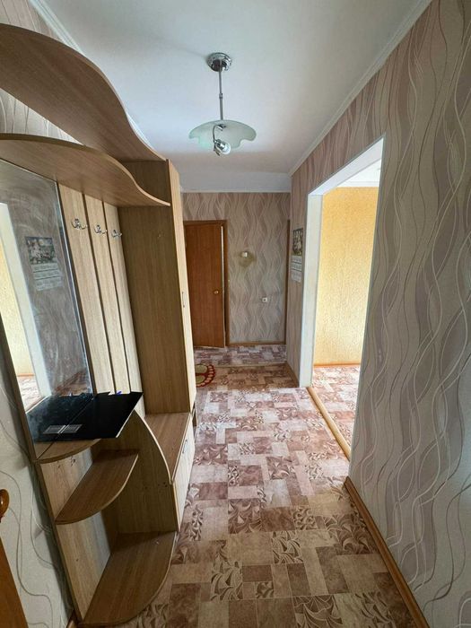 Продам 2-комнатную квартиру в 4 мкр