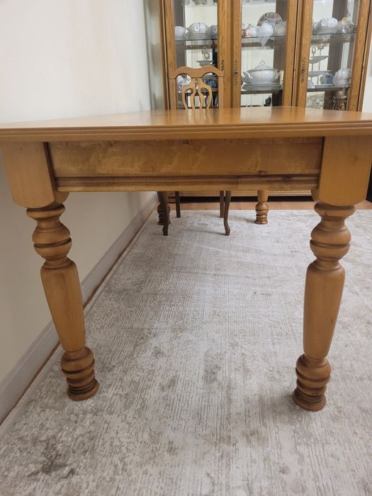 Продам стол для гостиной, Беларусь