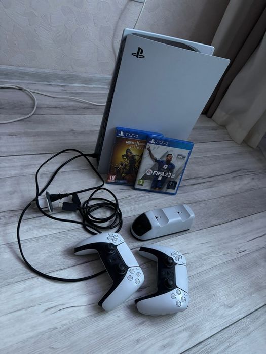 Продам Sony Playstation 5