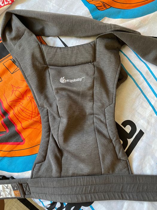 Ергономична раница Ergobaby Embrance