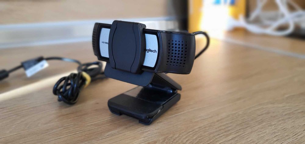 Уеб камера Logitech Webcam C930e - 1920x1080/30fps