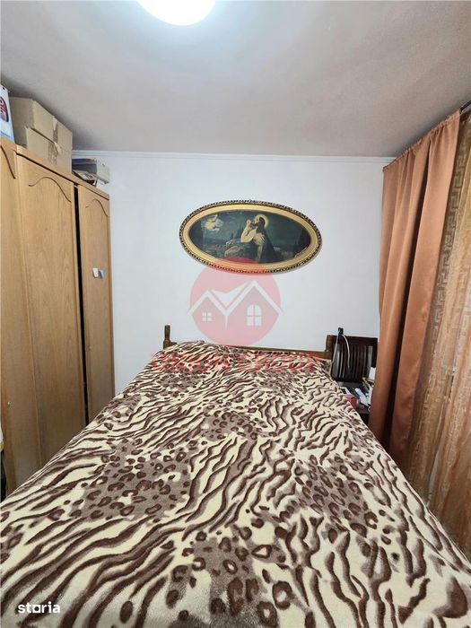 Apartament 4 Camere in Vila, Curte si Intrare Separata, Zona Andrei Sa