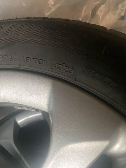 Зимни Гуми и джанти за BMW X1