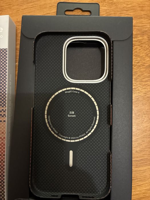 Чехол Pitaka для Iphone 16pro 6.3”