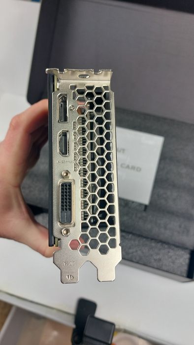 Видеокарта 6 gb Palit 1660s