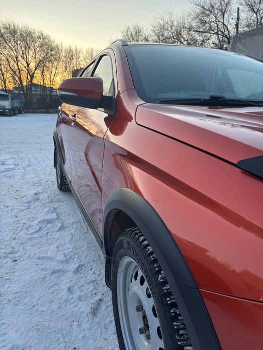 Продам Ладу Весту СВ КРОСС