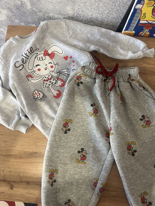 Продам детские вещи