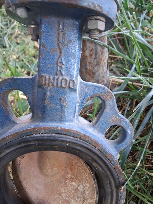 Спирателен кран Бътерфлай