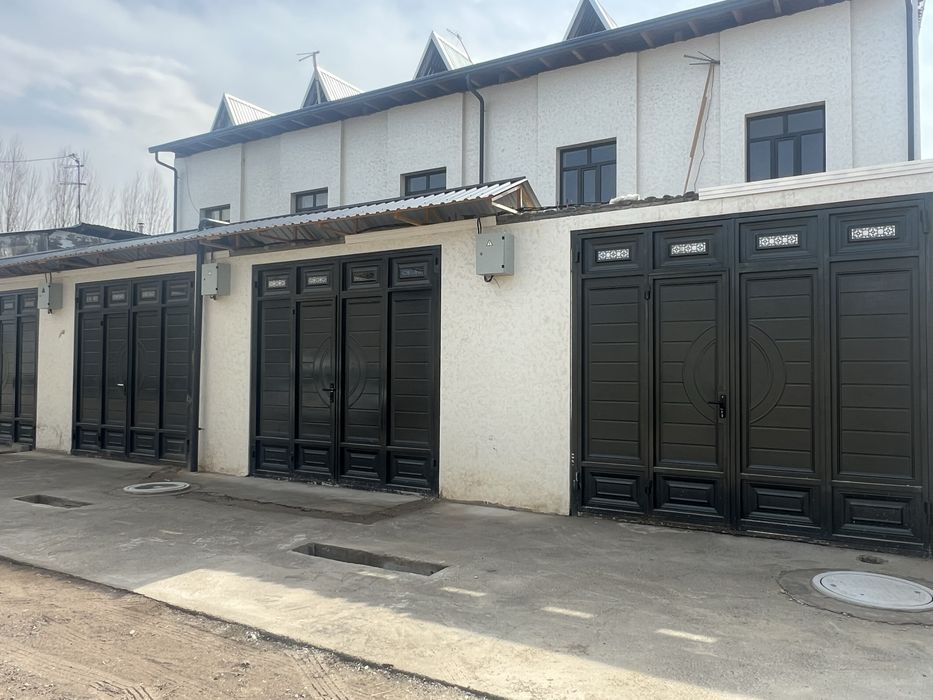 Назарбекда арзон котеж 1,5 сотих 5 та хона, мансарда