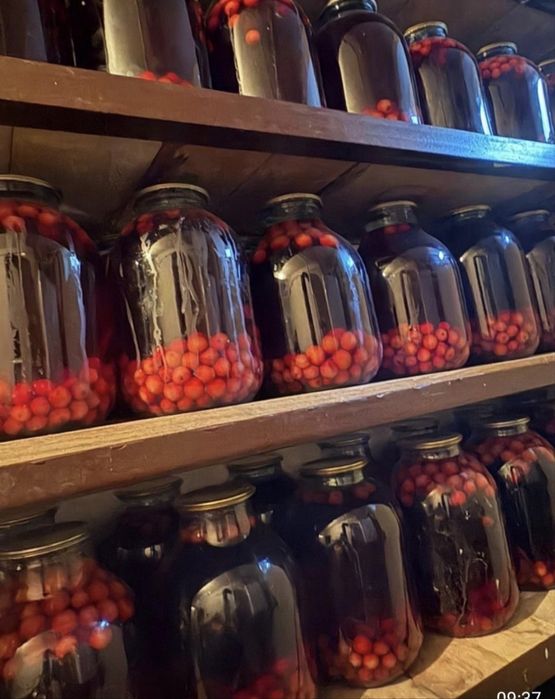 Продам домашние заготовки,компоты.