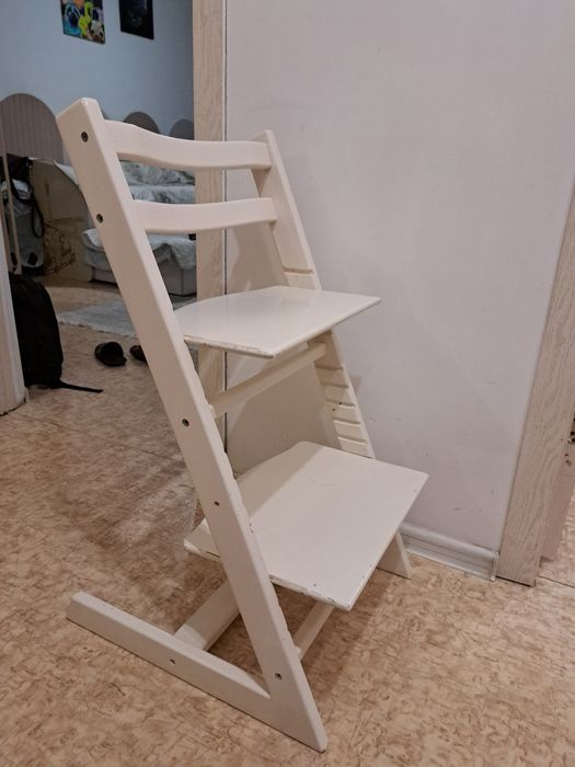 Продам детский стул