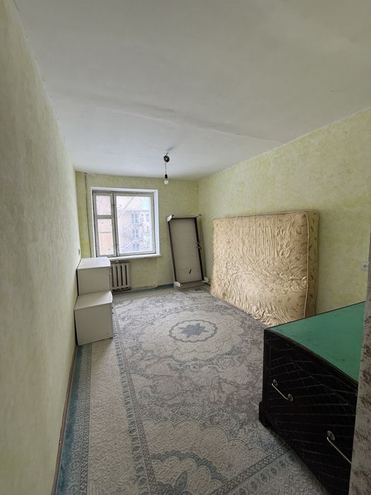 3 бөлмелі орталықтан 3 қабаттан силикат қыштан