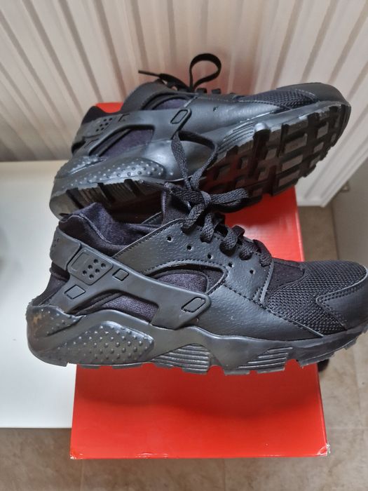 adidasi Nike Huarache 38.5 negru