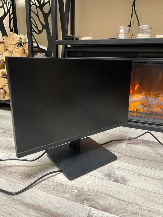 21”5 LED monitor