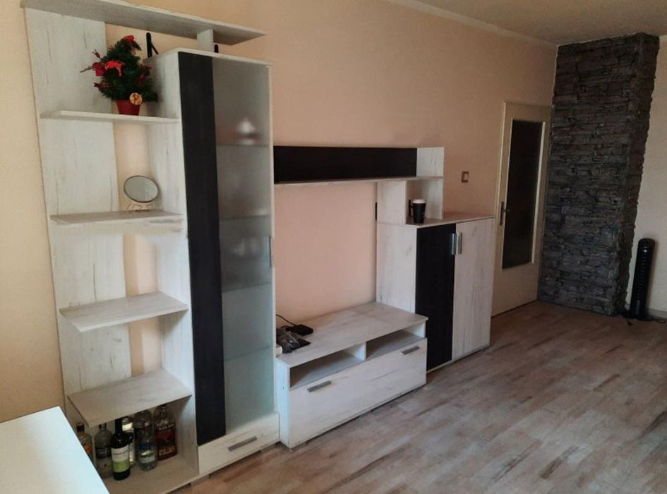 Дава се под наем Двустаен апартамент в София, Люлин 10 - 43 кв.м за 483.99 € - Снимка #1