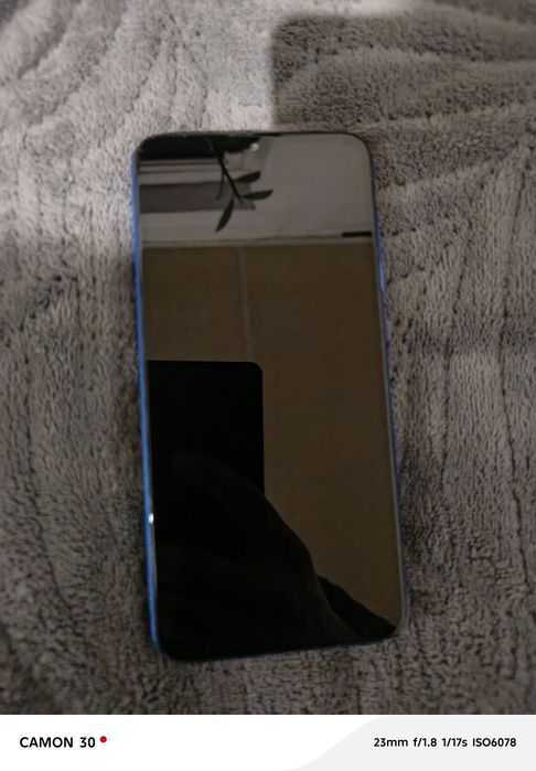 Продам телефон Redmi 8a