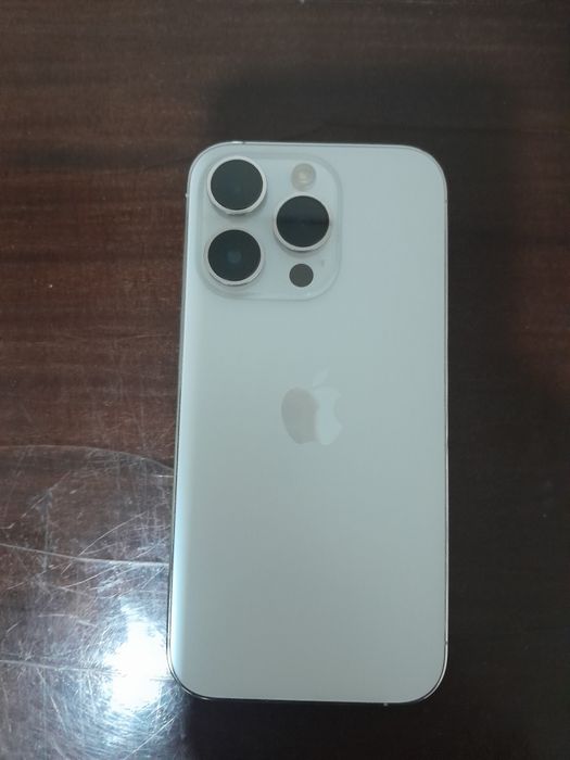 Продам новый айфон