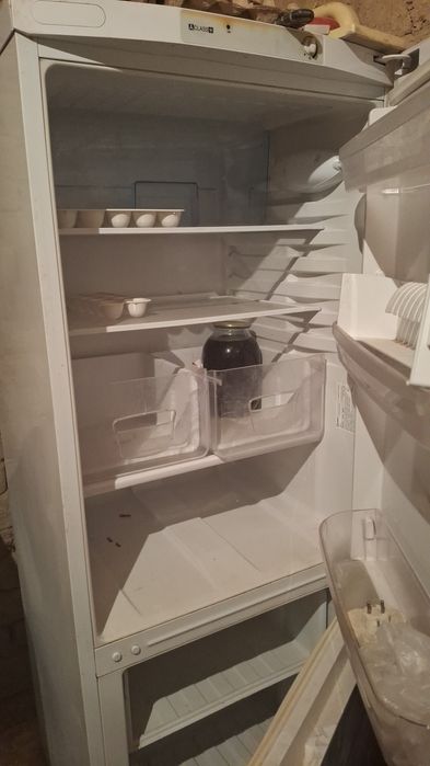 Холодильник сатылады, истеп турган