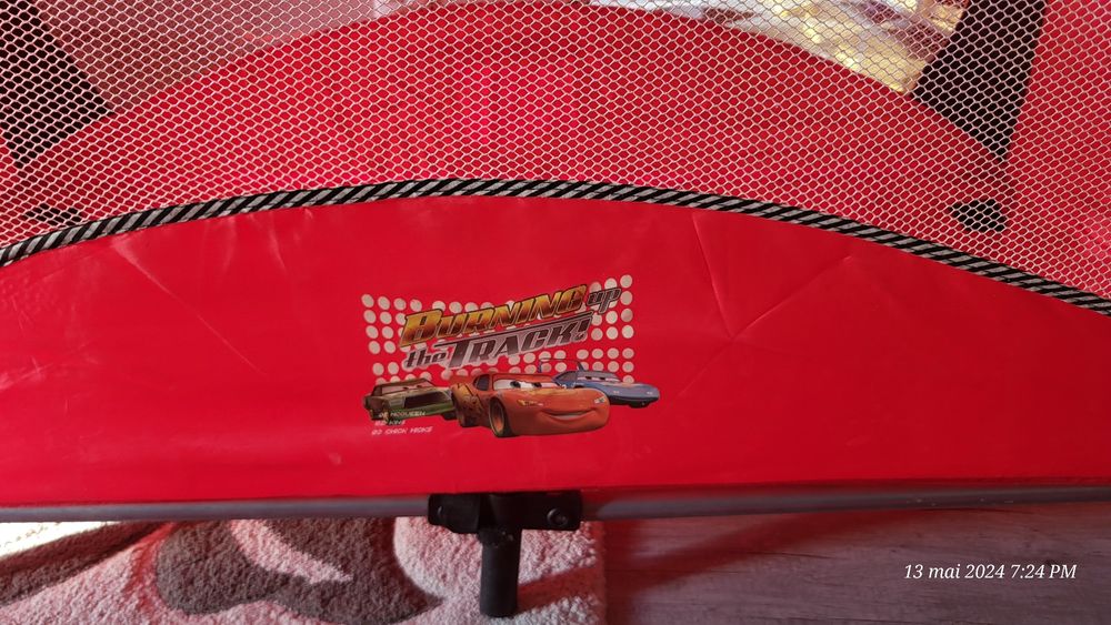 Vând patut bebe pliabil pentru transport cu saltea