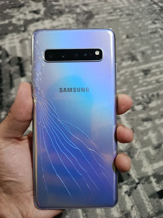 Samsung S10 5G )