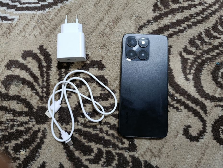 Honor x6a с заряткой