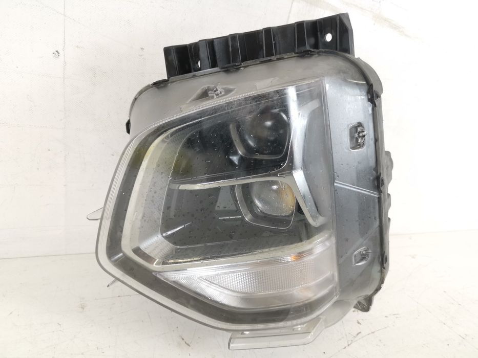 Ляв преден ъглов сектор / Lqv preden uglов sektor Hyundai Santa Fe TM