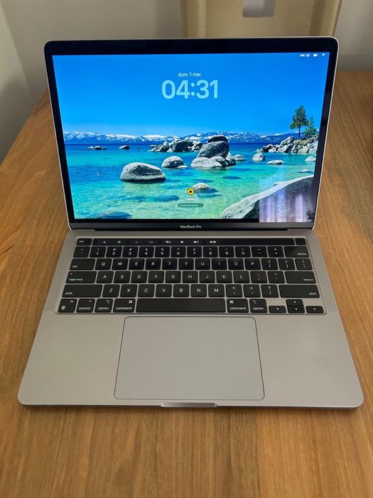 MacBook Pro M2 2022