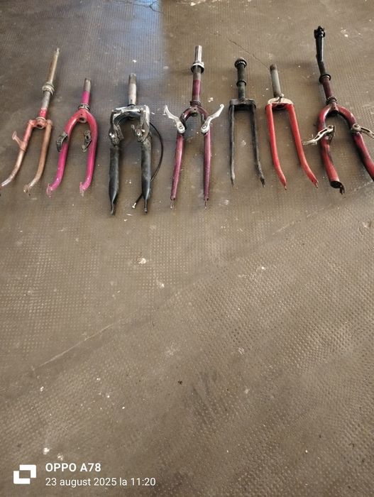 Diferite piese pentru Biciclete
