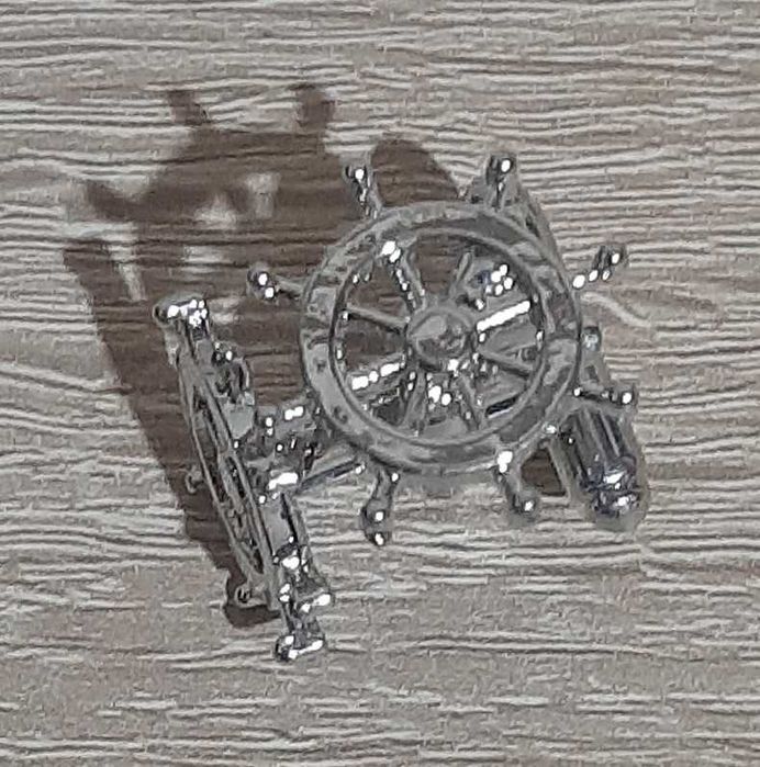 butoni timona pentru camasa