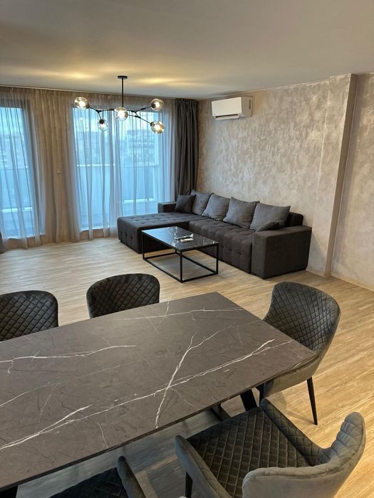 Дава се под наем Тристаен апартамент в Пловдив, Христо Смирненски - 140 кв.м за 750 € - Снимка #1