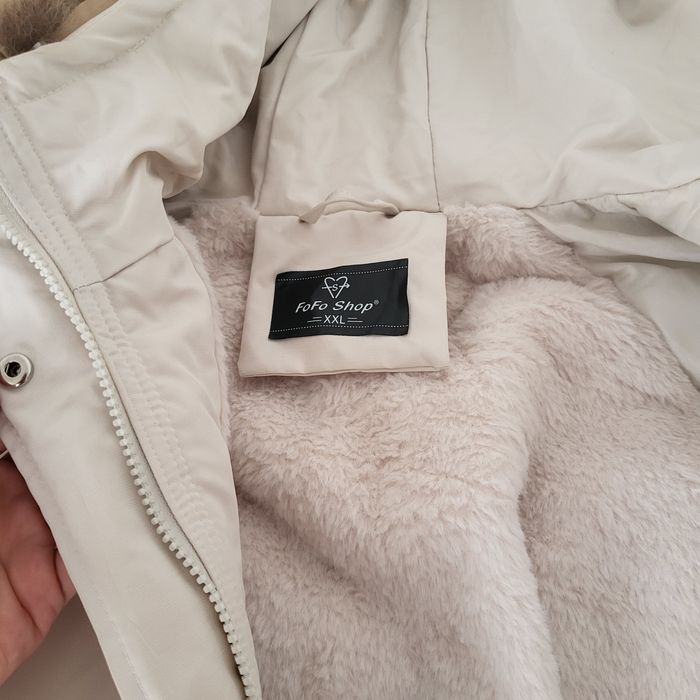 Продам зимнюю куртку