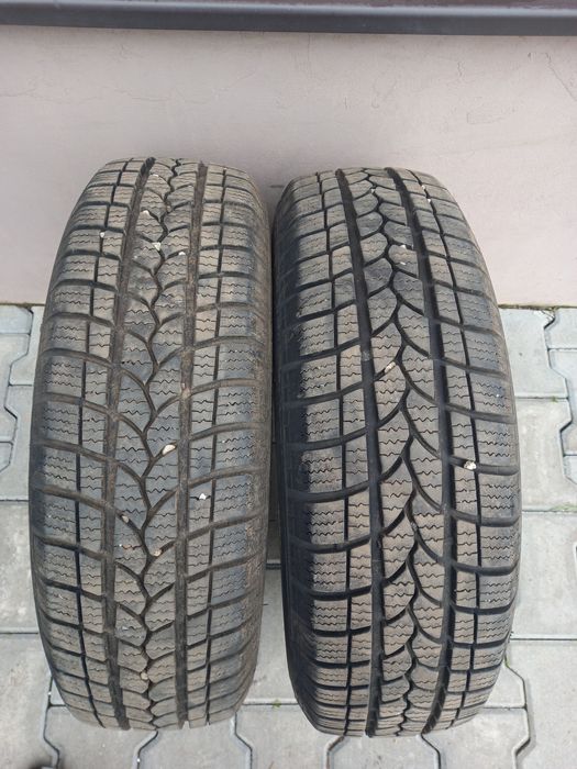2 cauciucuri iarnă 185/70 R14