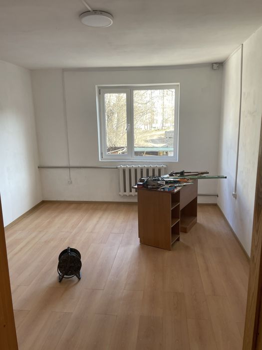 Продам комерческое здание с домом