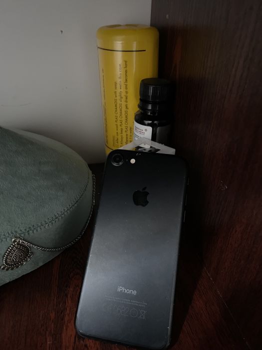 iPhone 7 Сатылады!