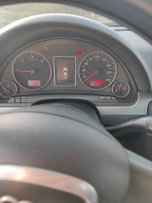 Ауди а4 б7 2.0 тди 140 кс  6 скорости