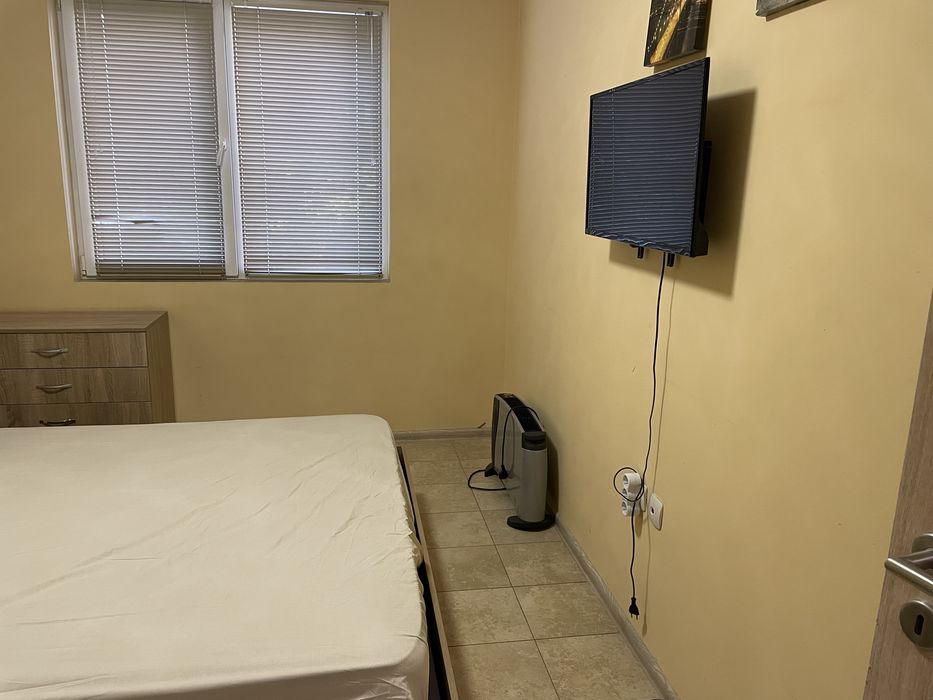 Дава се под наем Двустаен апартамент в Пловдив, Център - 60 кв.м за 382.5 € - Снимка #4