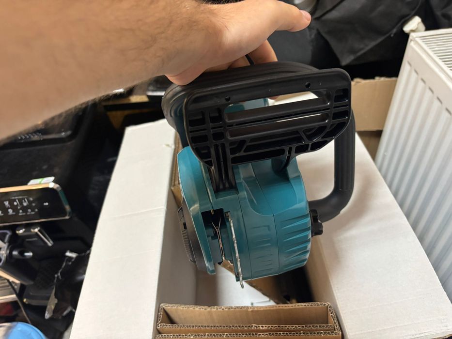 Fierastrau cu lanț Makita DUC353