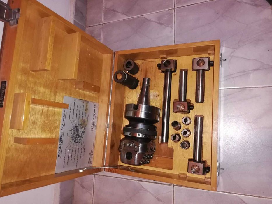 Разточна глава за фреза