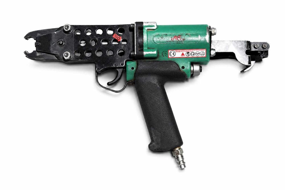 Pistol pneumatic pentru legat fier beton AR