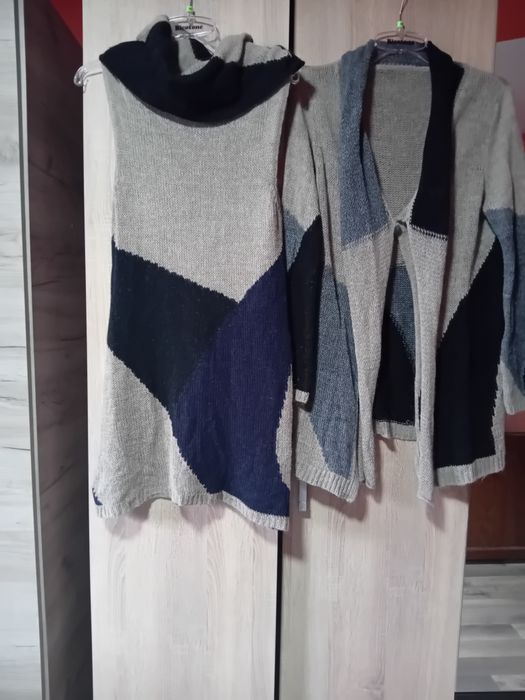 Vând rochii de lână cu mohair