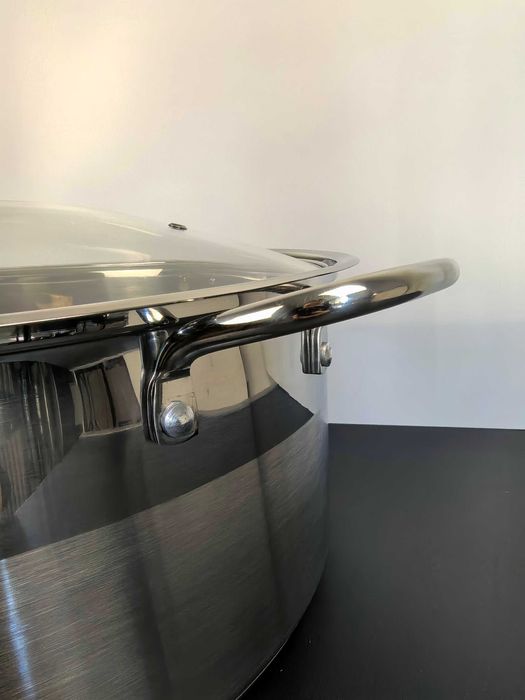 Cratita inox 40x16 cm 20 litri cu capac sticla 340 lei