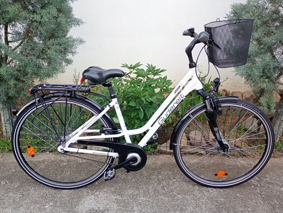 Vând bicicletă damă GUDEREIT,frâne lichid Măgura,8 vit Nexus