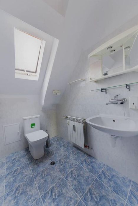 Дава се под наем Тристаен апартамент в София, Докторски паметник - 70 кв.м за 790 € - Снимка #8