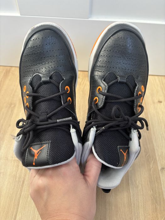 Adidasi Jordan baieti