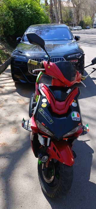 Скутер Италия R2