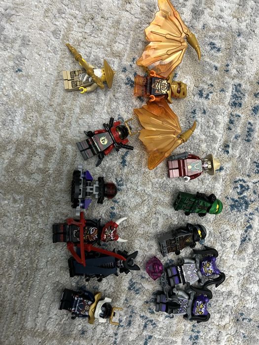 Продам лего минифигурки лего ниндзяго