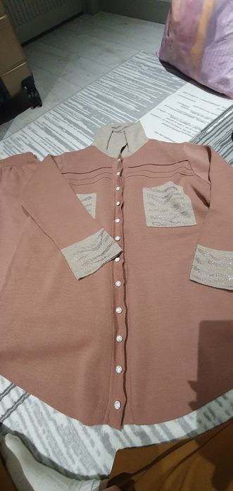 Двойка сотилади исик