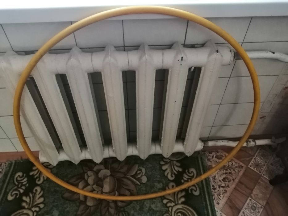 Продам пласмассовый обруч